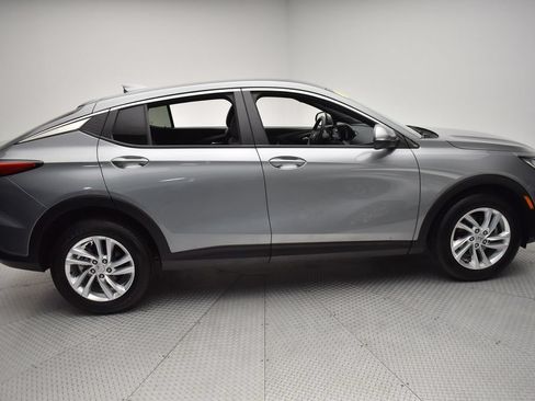 Used 2025 Buick Envista Preferred FWD image 4