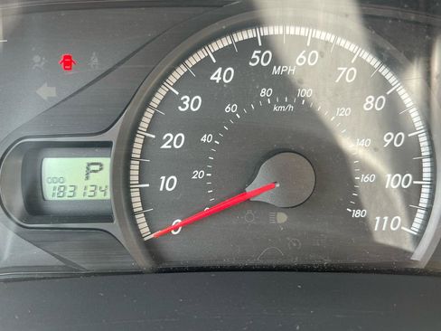 Used 2013 Toyota Sienna LE FWD image 18