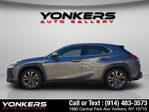 Used 2020 Lexus UX 250h F Sport image 5