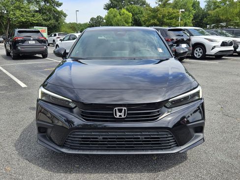 Used 2022 Honda Civic Sport image 2