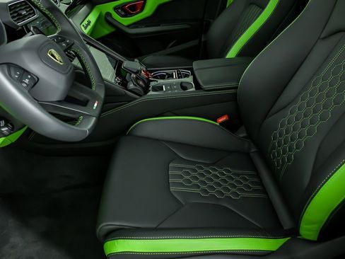 Used 2023 Lamborghini Urus S image 22