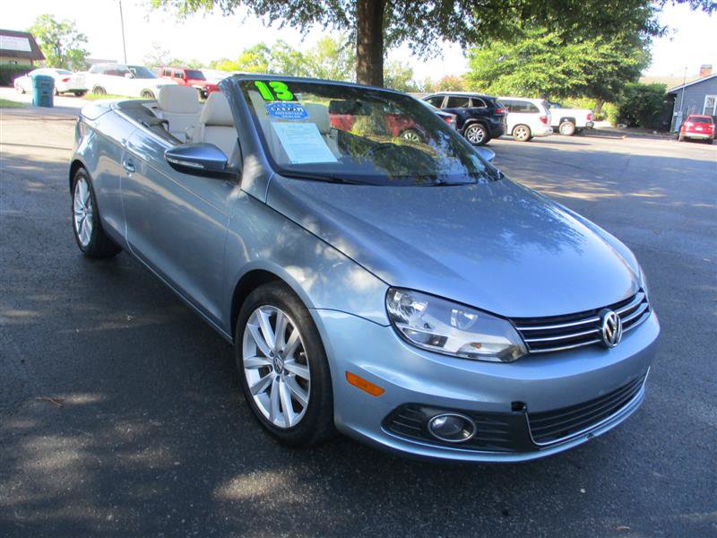 Used 2013 Volkswagen Eos Komfort FWD image 1