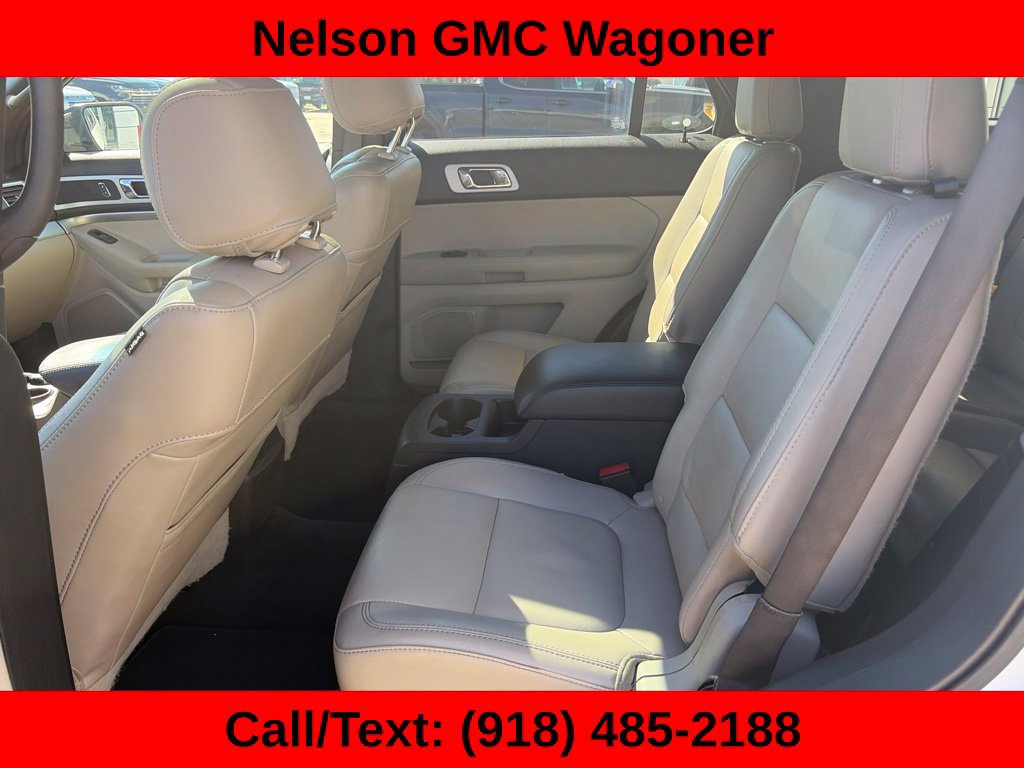 Used 2015 Ford Explorer XLT w/ Equipment Group 202B FWD image 16