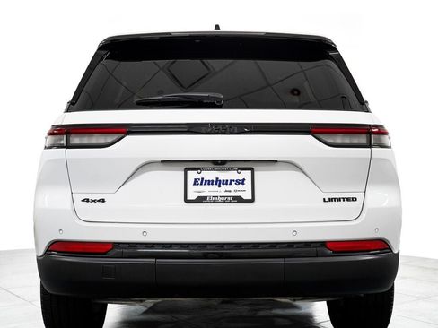 Used 2025 Jeep Grand Cherokee Limited w/ Black Appearance Package AWD/4WD image 6