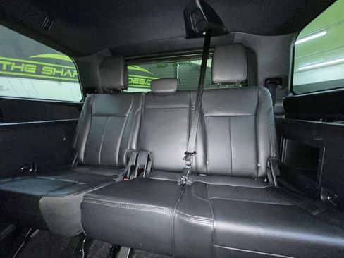 Used 2021 Ford Expedition XLT image 28