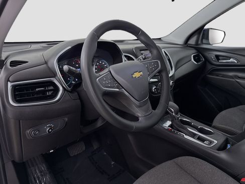 Used 2023 Chevrolet Equinox LT FWD image 9