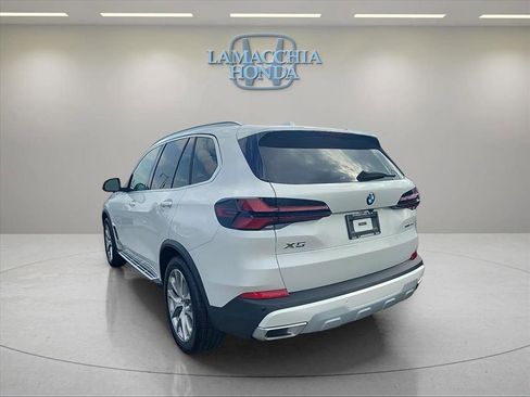 Used 2025 BMW X5 xDrive40i w/ Climate Comfort Package AWD/4WD image 3