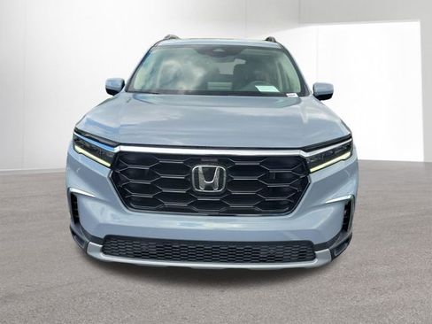 Used 2023 Honda Pilot Touring image 16