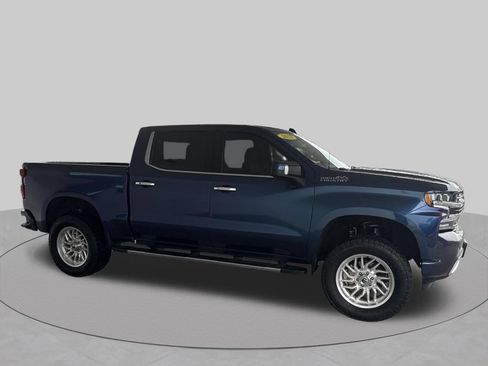 Used 2022 Chevrolet Silverado 1500 High Country w/ Z71 Off-Road Package AWD/4WD image 13