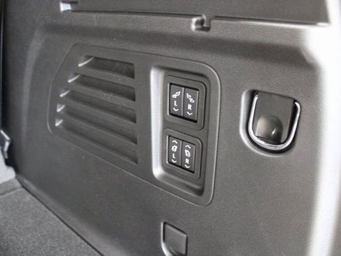 New 2026 Chevrolet Traverse RS image 26