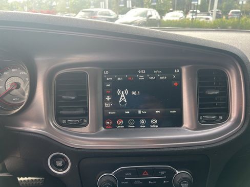 Used 2023 Dodge Charger R/T w/ Harman/Kardon Audio Group image 30