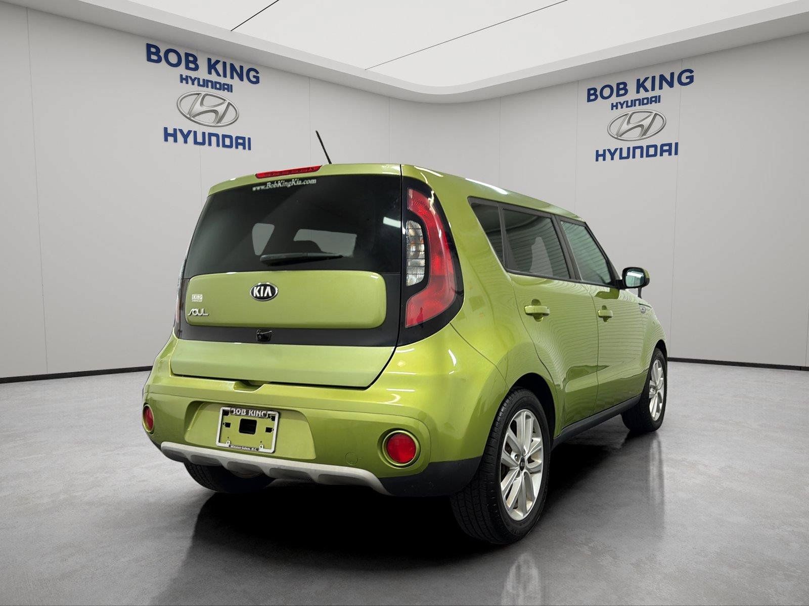 Used 2019 Kia Soul + FWD image 5