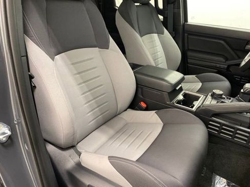 Used 2024 Toyota Tacoma TRD Off-Road image 36