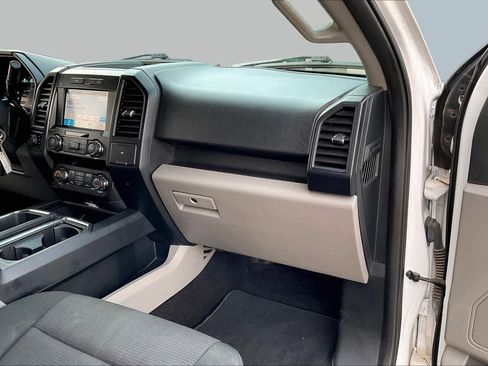Used 2019 Ford F150 XL w/ Equipment Group 101A Mid AWD/4WD image 18
