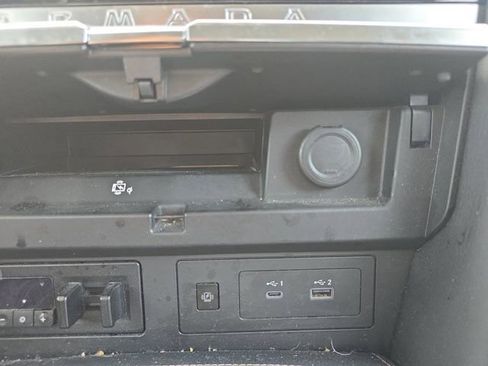 Used 2023 Nissan Armada Platinum w/ Captain's Chairs Package AWD/4WD image 6