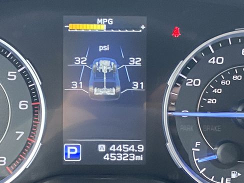 Used 2019 Subaru Ascent Limited w/ Popular Package #2A image 12