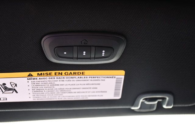Used 2026 Chrysler Pacifica Limited FWD image 43