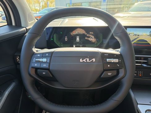 New 2026 Kia Sportage EX AWD/4WD image 32