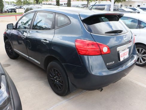 Used 2013 Nissan Rogue S image 7