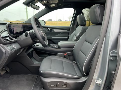 New 2026 Buick Enclave Preferred w/ Power Package image 5