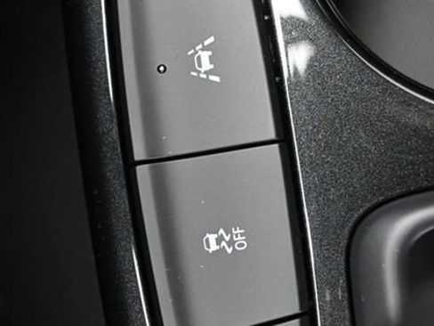 New 2026 Chevrolet TrailBlazer LS w/ LS Convenience Package FWD image 33