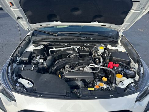 Certified 2023 Subaru Outback Limited image 9