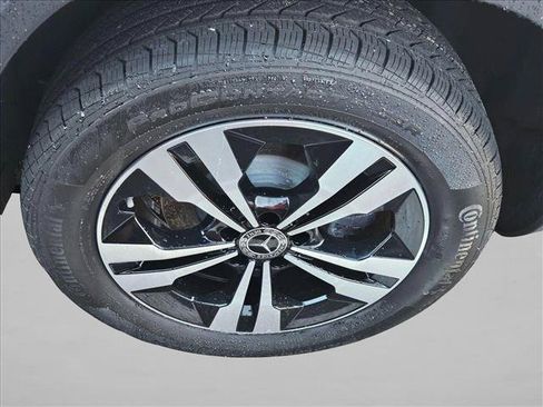 Certified 2026 Mercedes-Benz GLA 250 4MATIC image 5