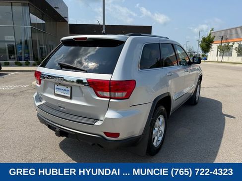 Used 2013 Jeep Grand Cherokee Laredo w/ Laredo E Group AWD/4WD image 6