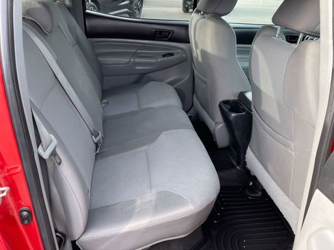 Used 2014 Toyota Tacoma 4x4 Double Cab image 19