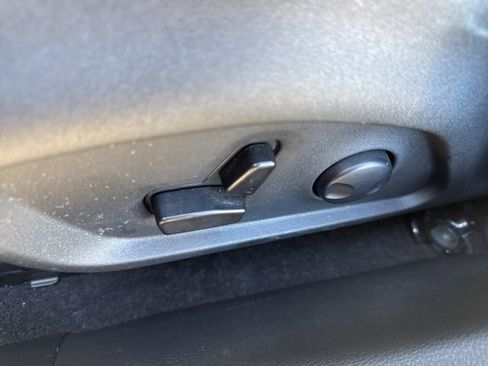 Certified 2025 Jeep Compass Limited image 21