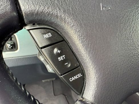 Used 2003 Ford Thunderbird RWD image 75