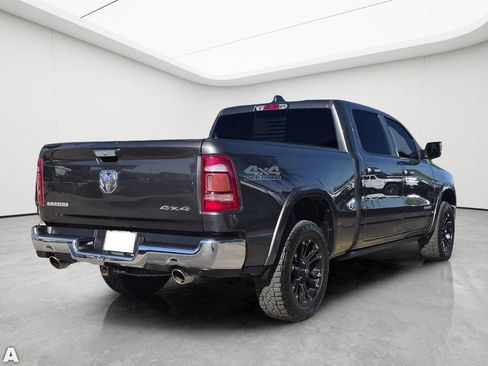 Used 2019 RAM 1500 Laramie AWD/4WD image 7