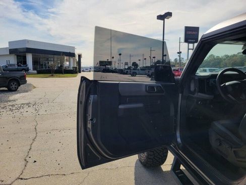 Used 2023 Ford Bronco 2-Door image 12