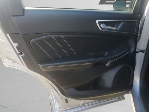 Used 2022 Ford Edge ST w/ Equipment Group 401A AWD/4WD image 14