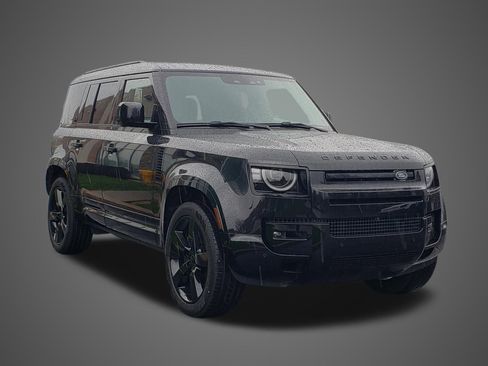 New 2026 Land Rover Defender 110 X-Dynamic SE image 3
