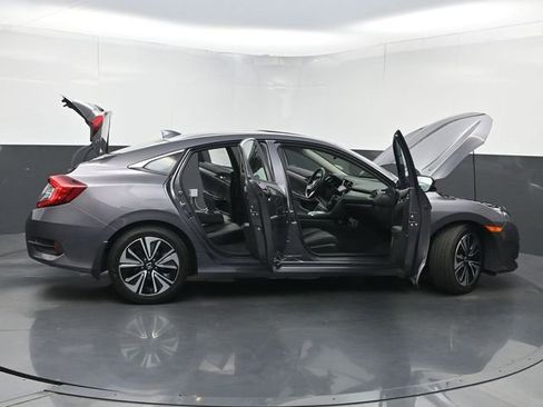 Used 2017 Honda Civic EX-L image 38