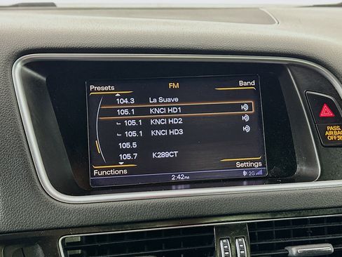 Used 2017 Audi Q5 2.0T Premium Plus w/ Technology Package AWD/4WD image 19