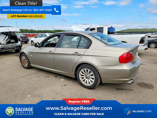 Used 2009 BMW 328i xDrive Sedan AWD/4WD image 3