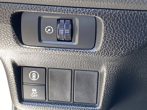 Used 2023 Honda Civic LX image 29