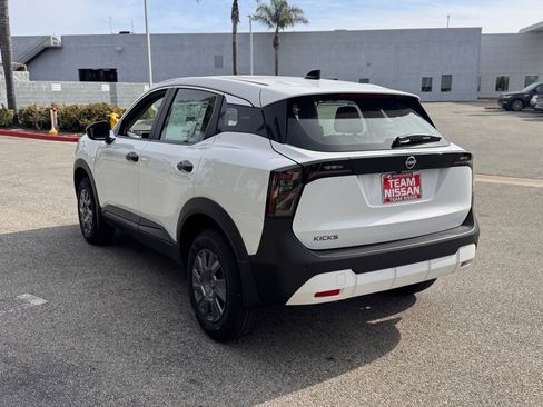 New 2026 Nissan Kicks S image 5
