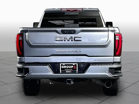 Certified 2024 GMC Sierra 2500 Denali Ultimate AWD/4WD image 5