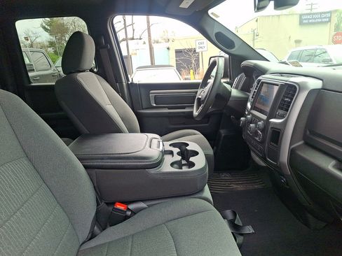 Used 2022 RAM 1500 Classic Warlock w/ Electronics Group AWD/4WD image 11