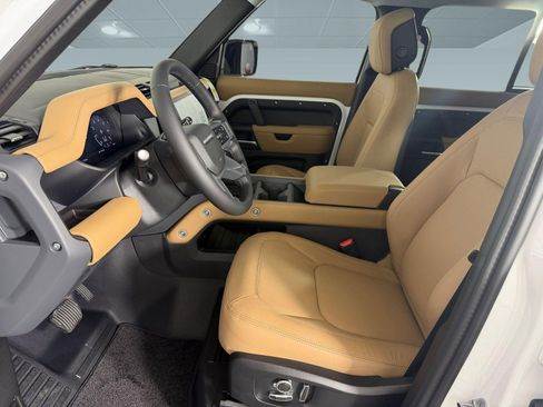 Used 2026 Land Rover Defender 130 S AWD/4WD image 5