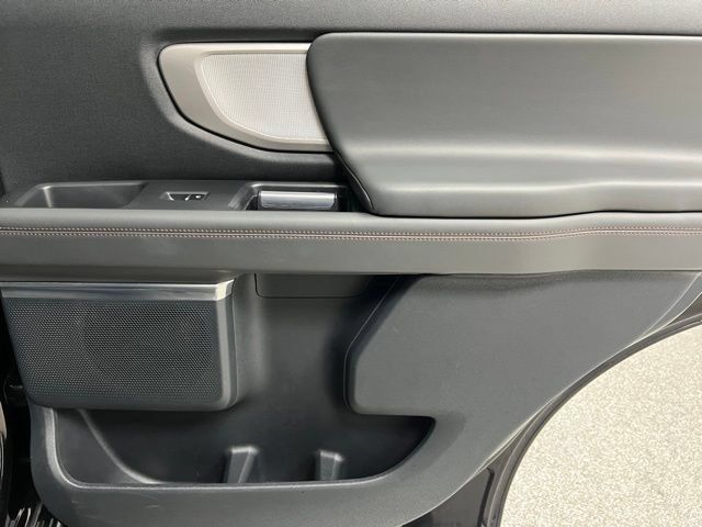Used 2025 Ford Expedition Active AWD/4WD image 50