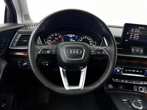 Used 2018 Audi Q5 2.0T Premium Plus w/ Premium Plus Package AWD/4WD image 4