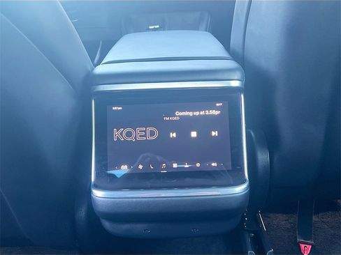 Used 2022 Tesla Model S image 22