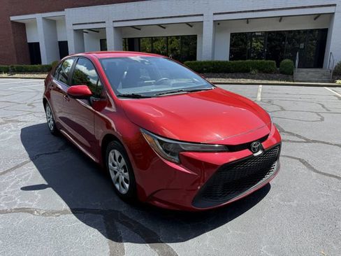 Used 2020 Toyota Corolla LE w/ Carpet Mat Package (TMS) FWD image 7