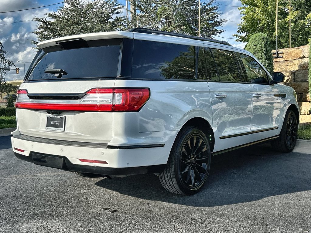Used 2021 Lincoln Navigator L Reserve w/ Luxury Package AWD/4WD image 5