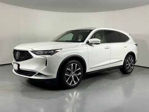 Used 2022 Acura MDX SH-AWD w/ Technology Package image 3