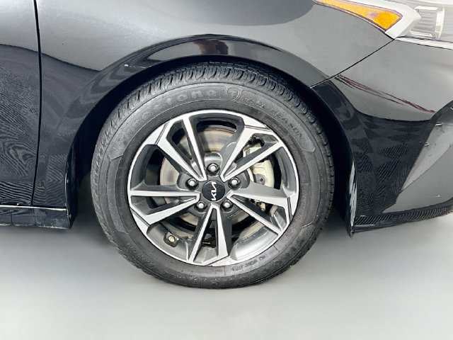 Used 2023 Kia Forte LXS w/ LXS Technology Package FWD image 33